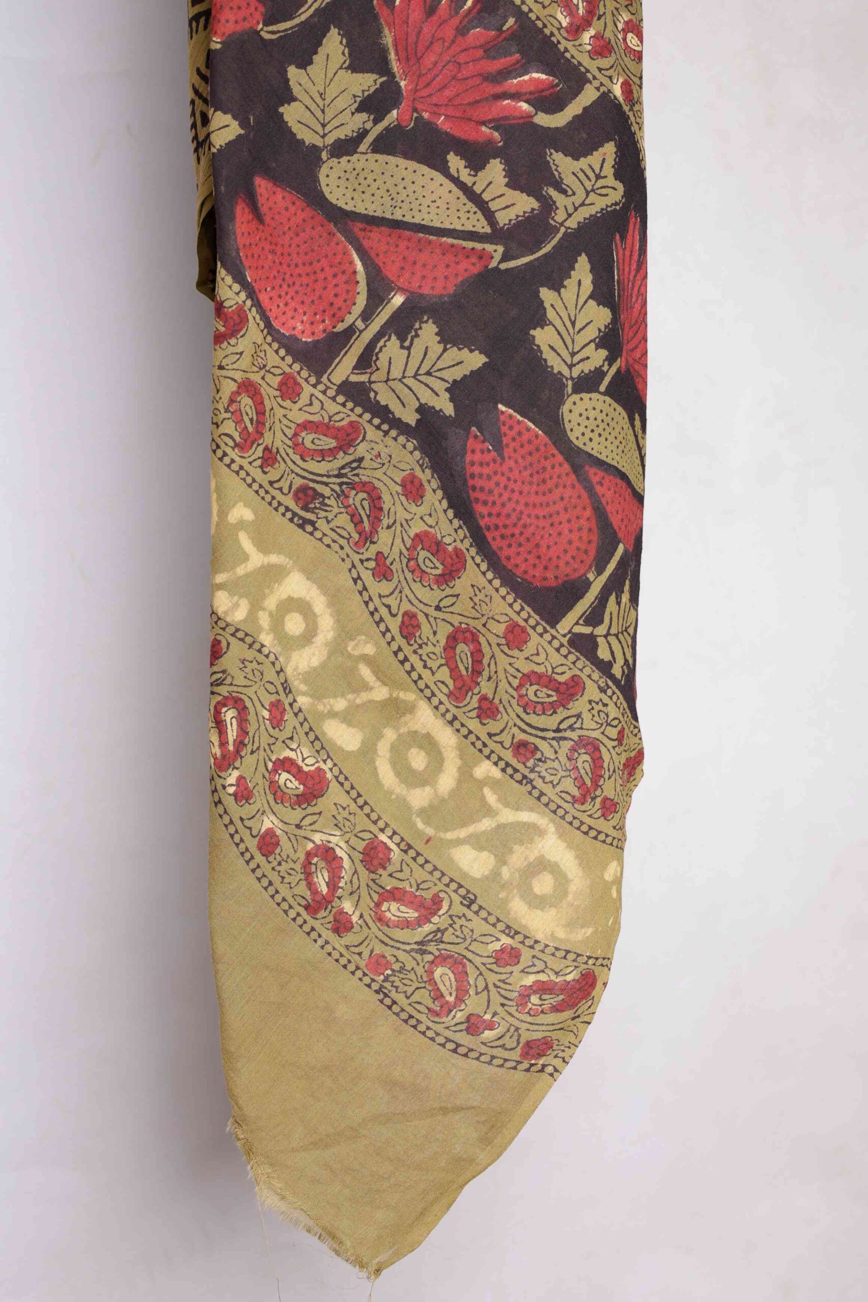 Hand Block Jaota Heavy Dabu Printed Suit Set